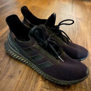 Mens Adidas Cloudform size 12